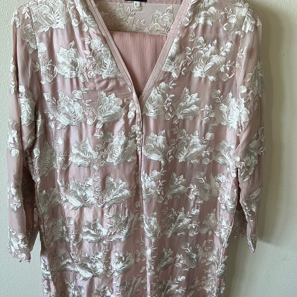 Agha Noor silk and Chiffon shirt and Duppatta Dry cleaned lined